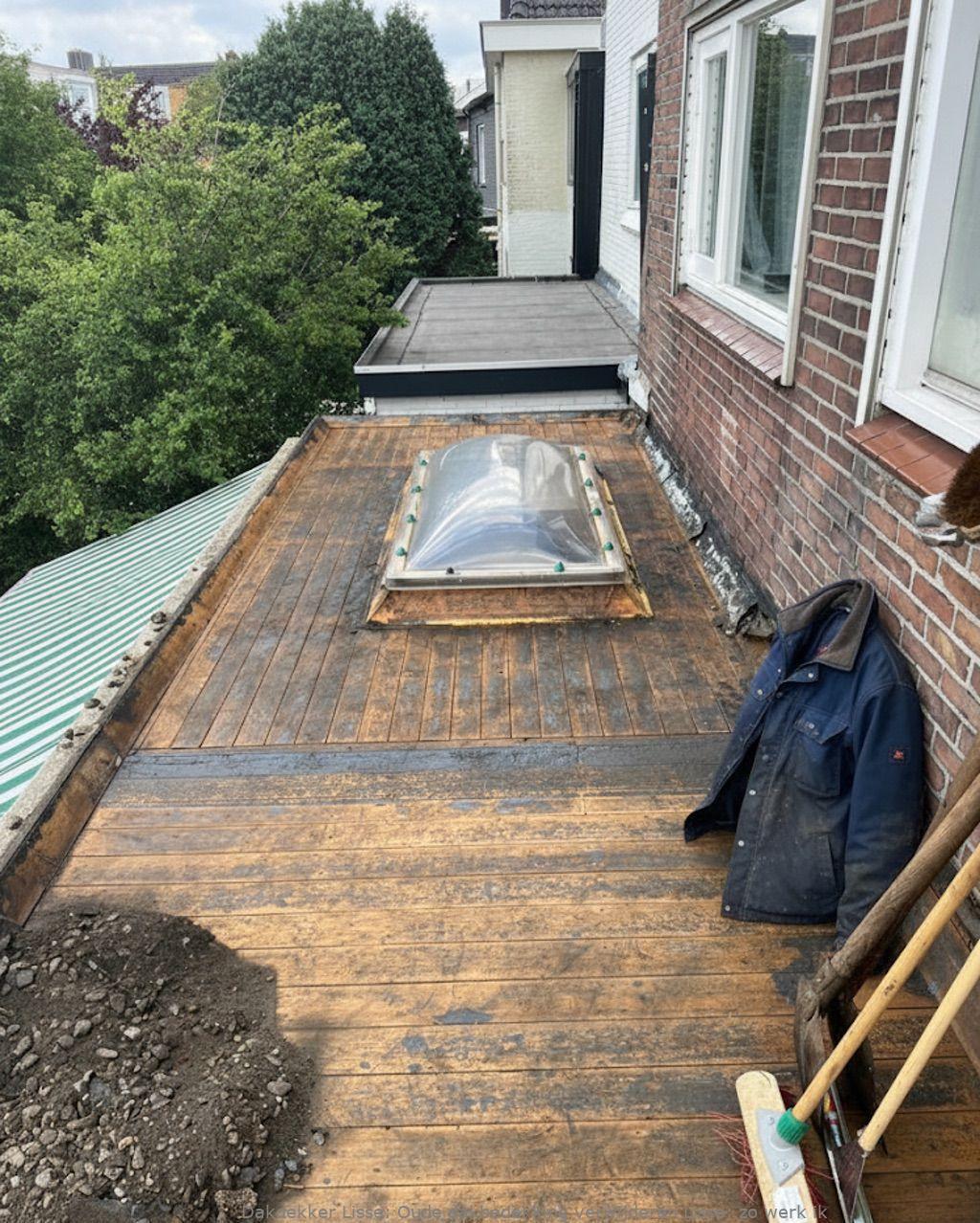 Oude Dakbedekking Verwijderen Lisse